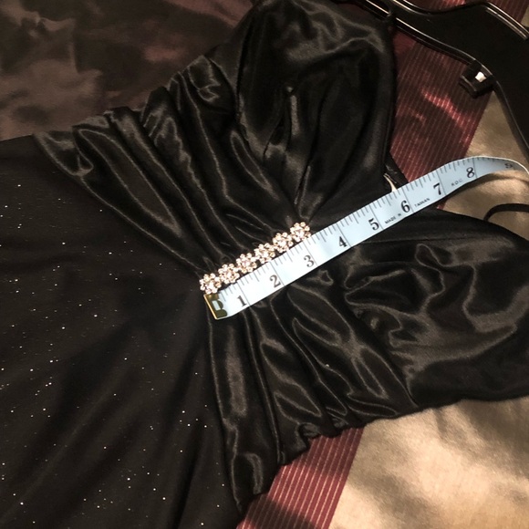 Prom/Formal Dress - Picture 4 of 7